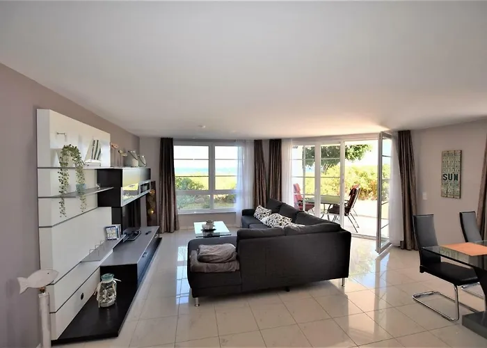 Captain-s-corner-h * Hohwacht